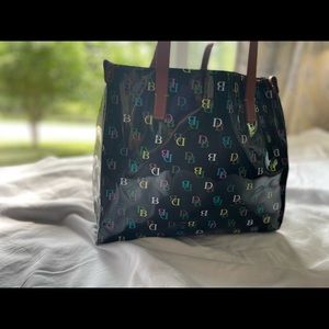 Dooney & Bourke Tote